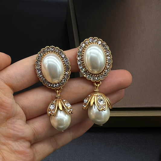 Vintage pearl frame hanging earrings