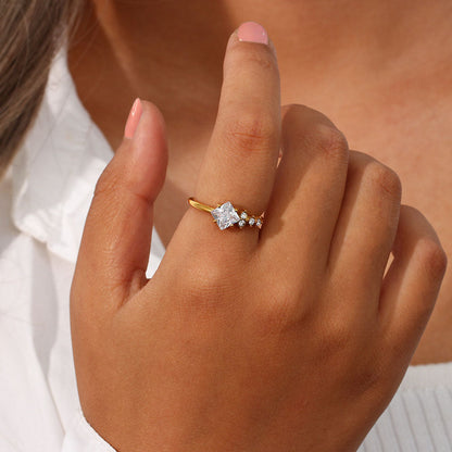 Alaia diamond ring