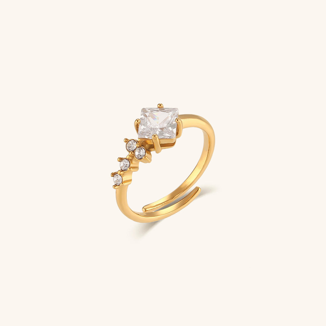 Alaia diamond ring