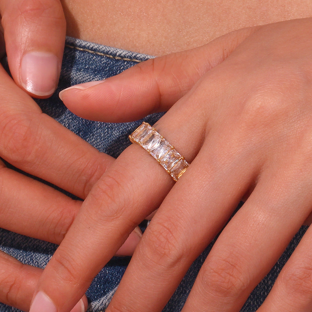 Sanna diamond ring