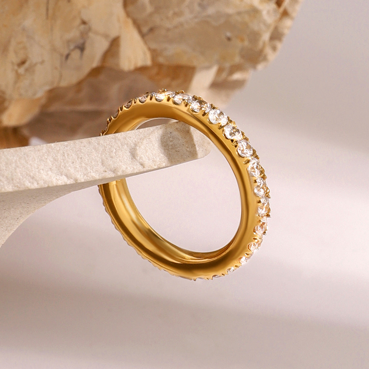 Ilya diamond ring