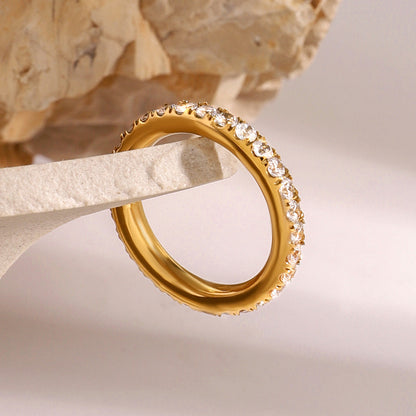 Ilya diamond ring