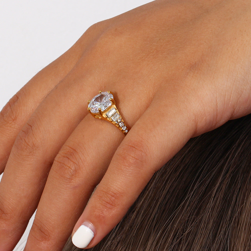 Syllia diamond ring