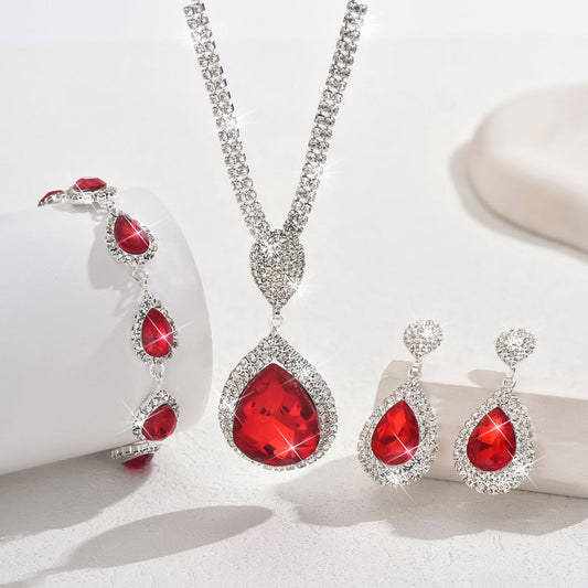 Thalira Bloodwynne jewellery set | White gold