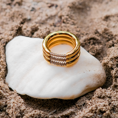Serenity diamond ring