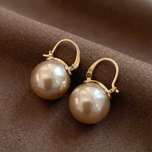 Touch of pearl earrings