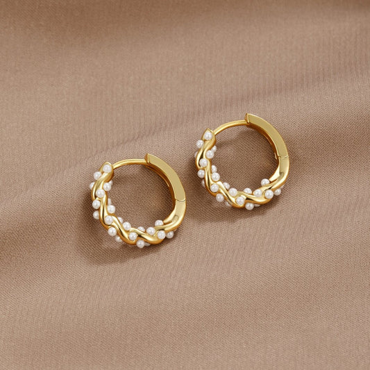 Twisted pearl hoop earrings